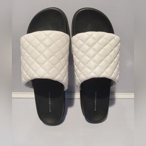 Mercer & Madison White Quilted Slippers